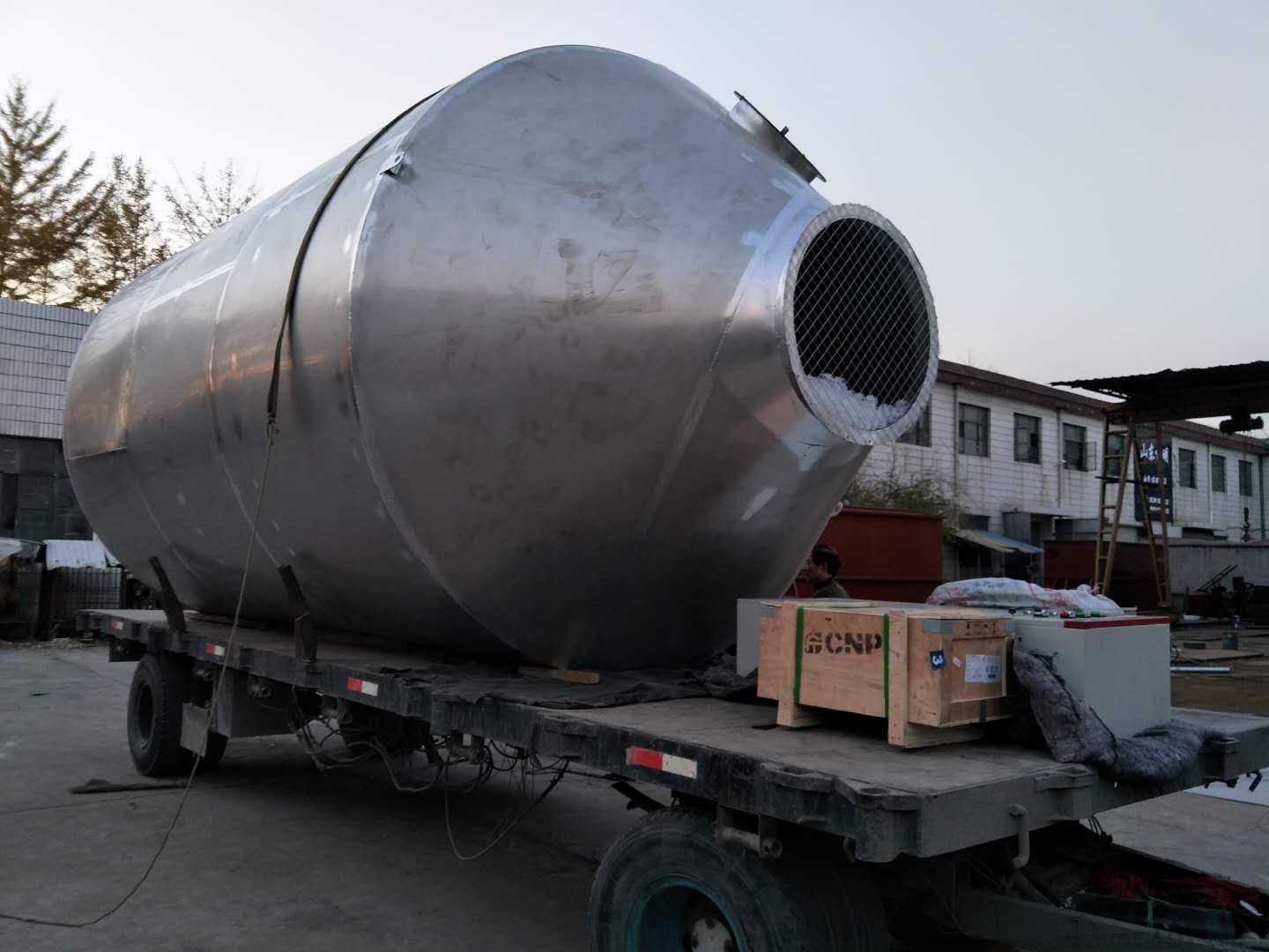 凱米特新材料棒爐、時(shí)效爐脫硝廢氣治理設(shè)備發(fā)貨